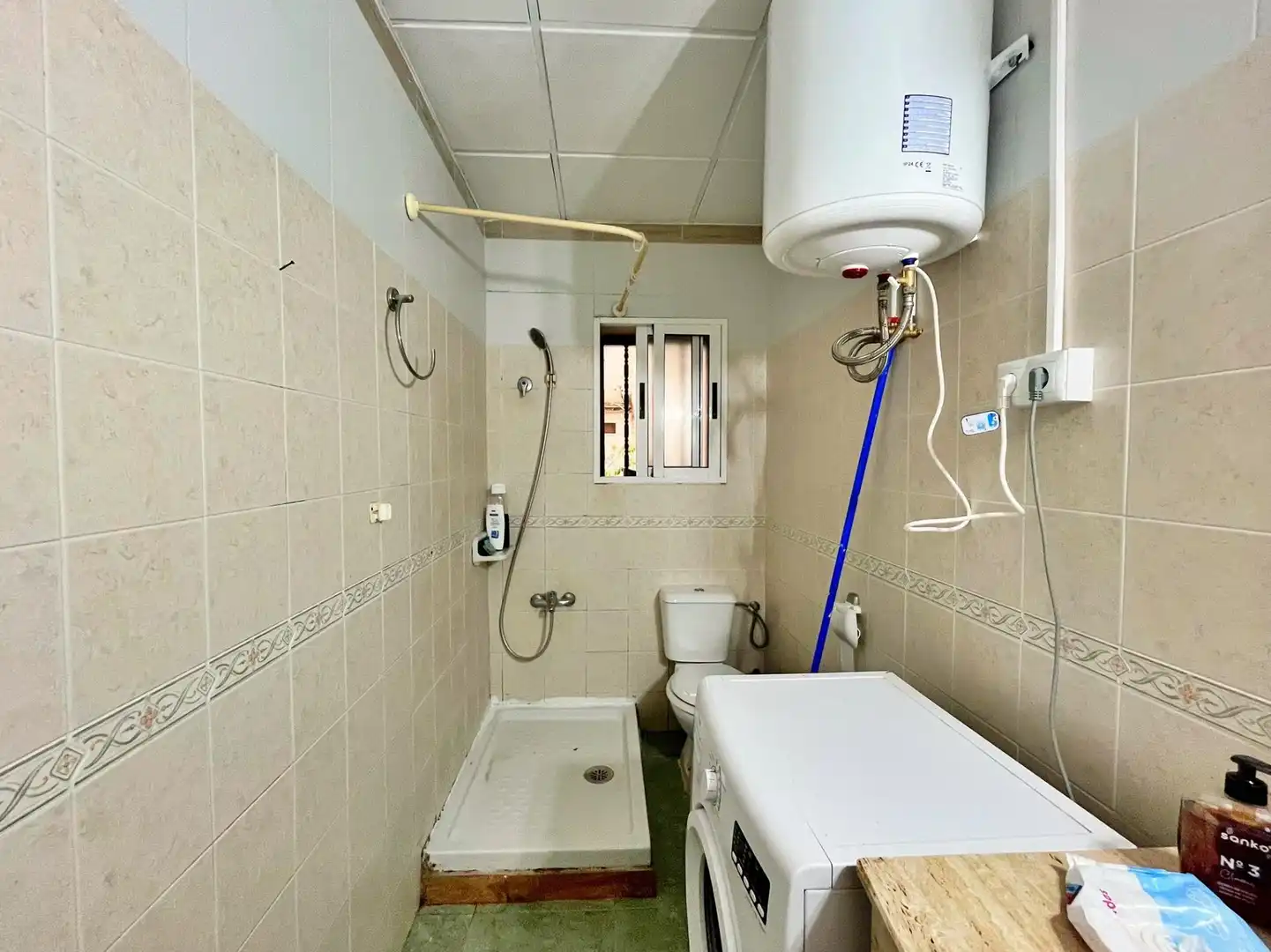 Bathroom of Ground floor for sale in Tortosa