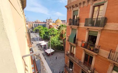 Vista exterior de Pis de lloguer en  Barcelona Capital amb Calefacció, Moblat i Forn