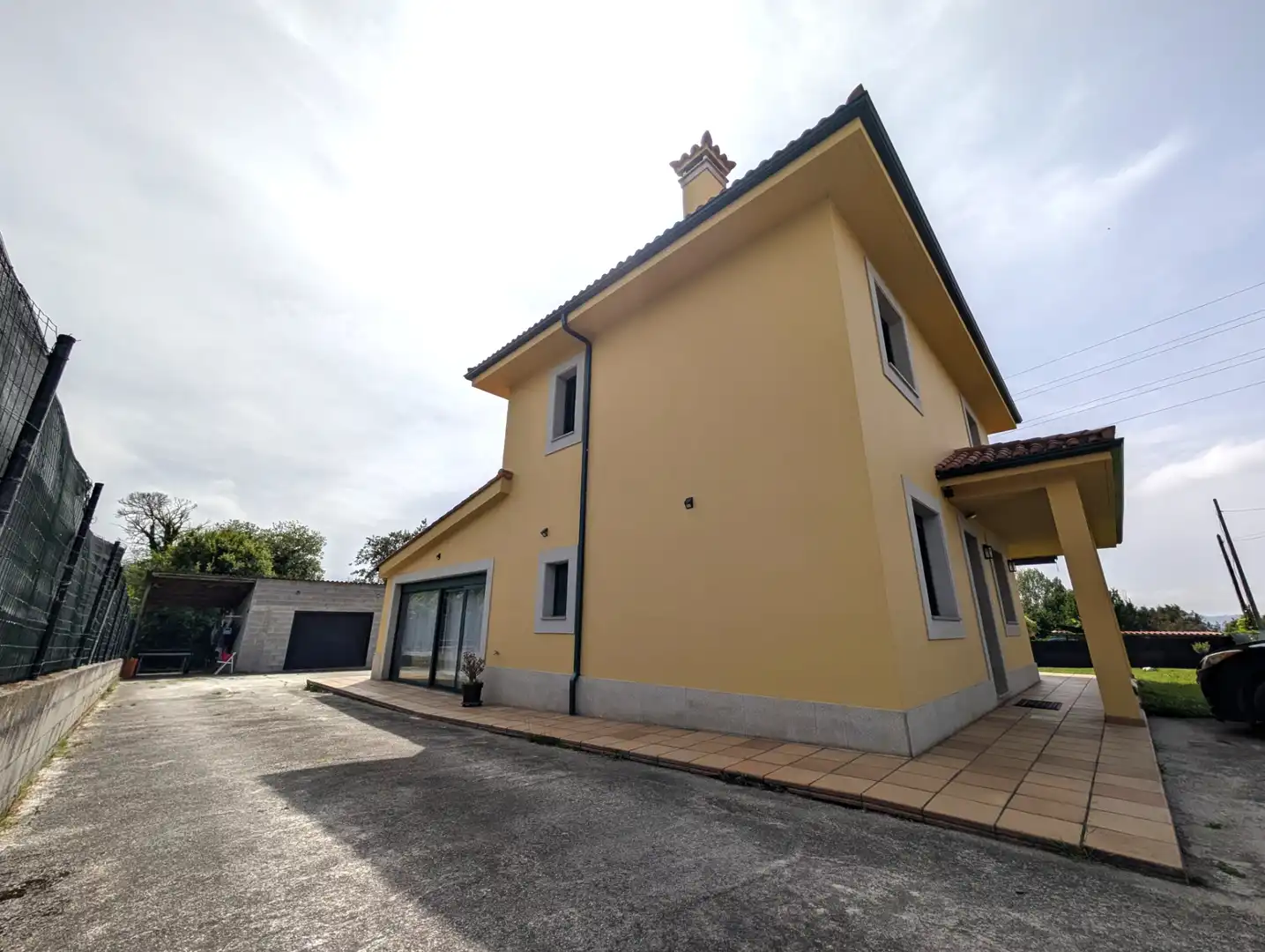 Vista exterior de Casa o chalet en venta en Neda con Calefacción y Amueblado