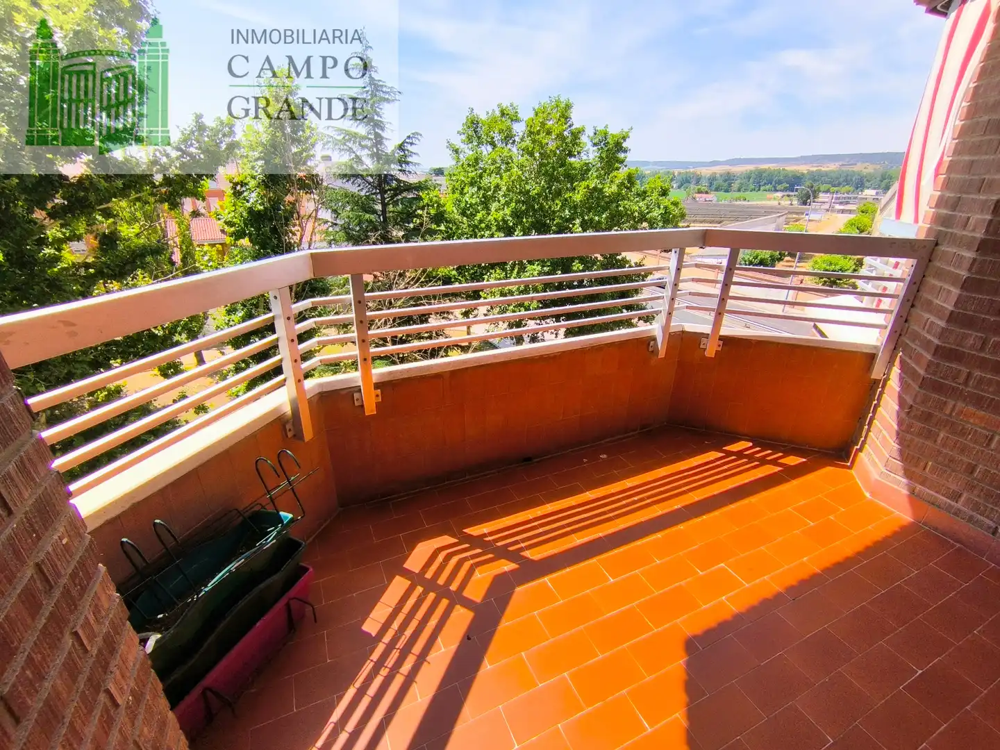 Terraza de Piso de alquiler en Palencia con Calefacción, Parquet y Terraza