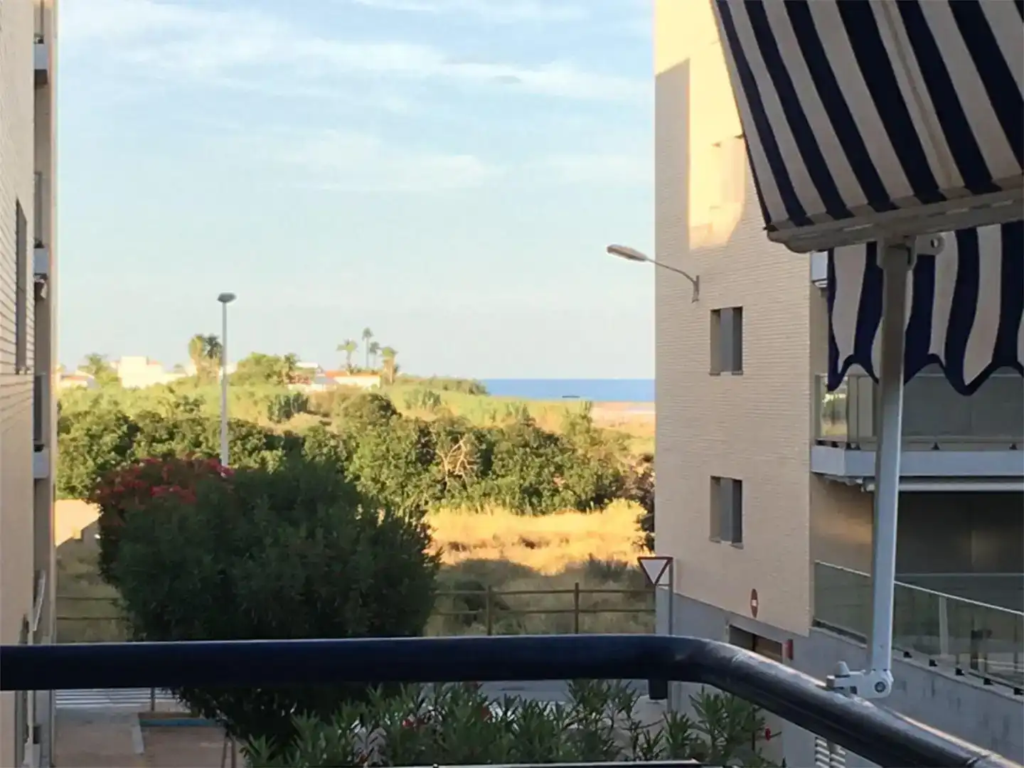 Vista exterior de Apartament de lloguer en Moncofa amb Piscina
