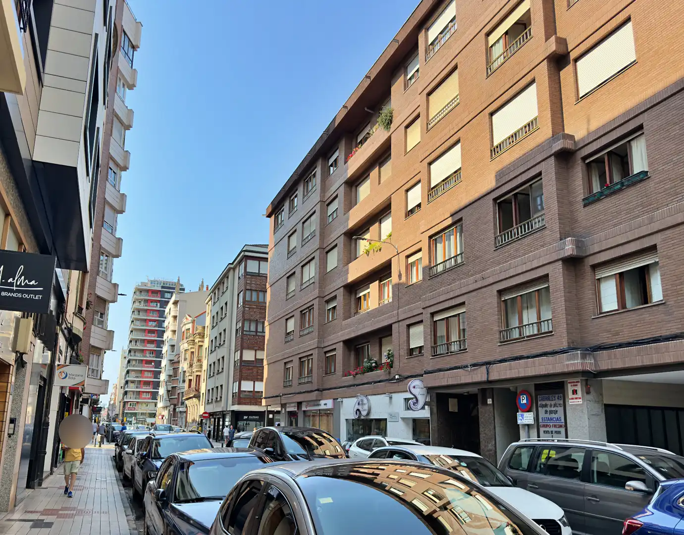 Vista exterior de Pis en venda en Gijón  amb Calefacció, Parquet i Terrassa