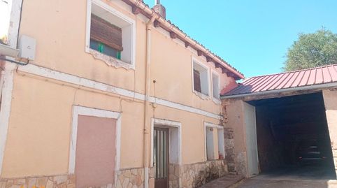Casa para reformar íntegramente en Arcos de la Llana.
