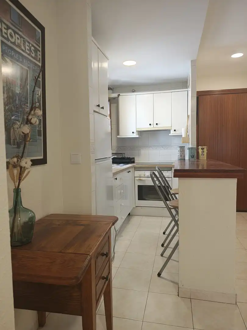Cocina de Apartamento de alquiler en Cáceres con Calefacción y Piscina comunitaria