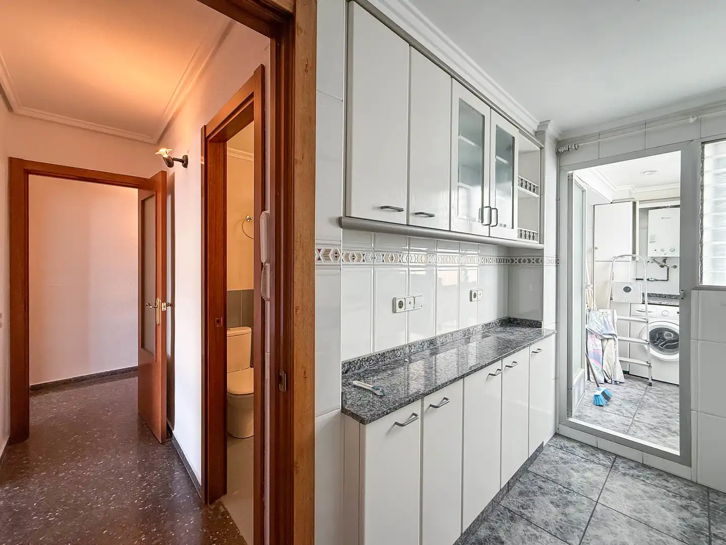 Cocina de Piso en venta en Valencia con Balcón