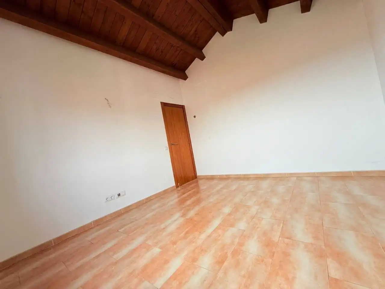 Sala d'estar de Pis en venda en Riells i Viabrea amb Calefacció, Terrassa i Balcó