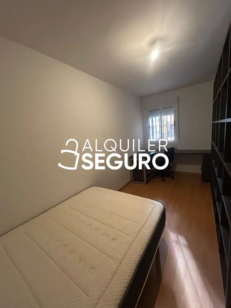 Schlafzimmer von Wohnung zur Miete in Churriana de la Vega mit Klimaanlage, Heizung und Abstellraum