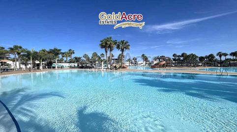 Foto 2 de Apartamento en venta en Corralejo, La Oliva