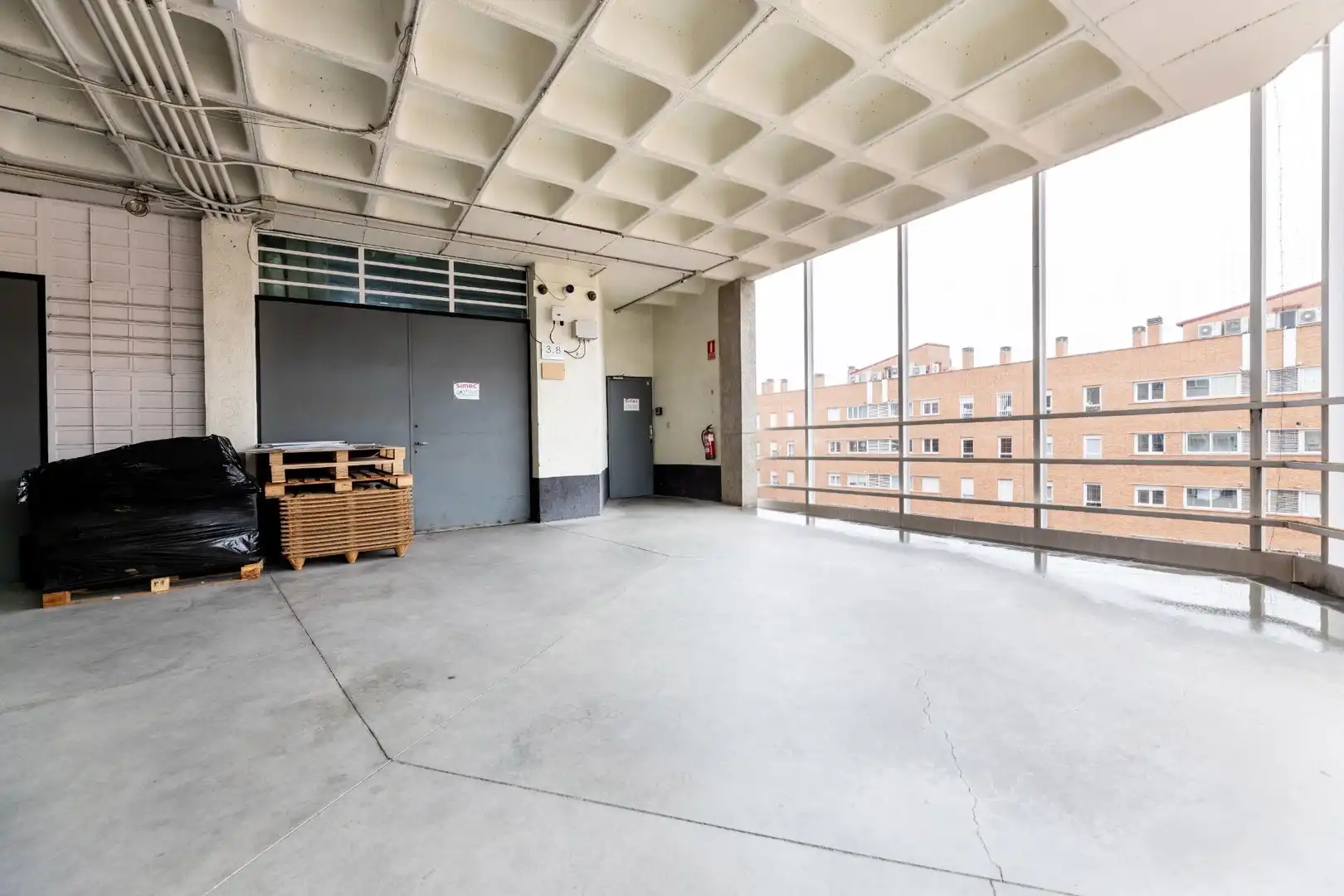 Büro zum Verkauf in Madrid mit Klimaanlage und Heizung