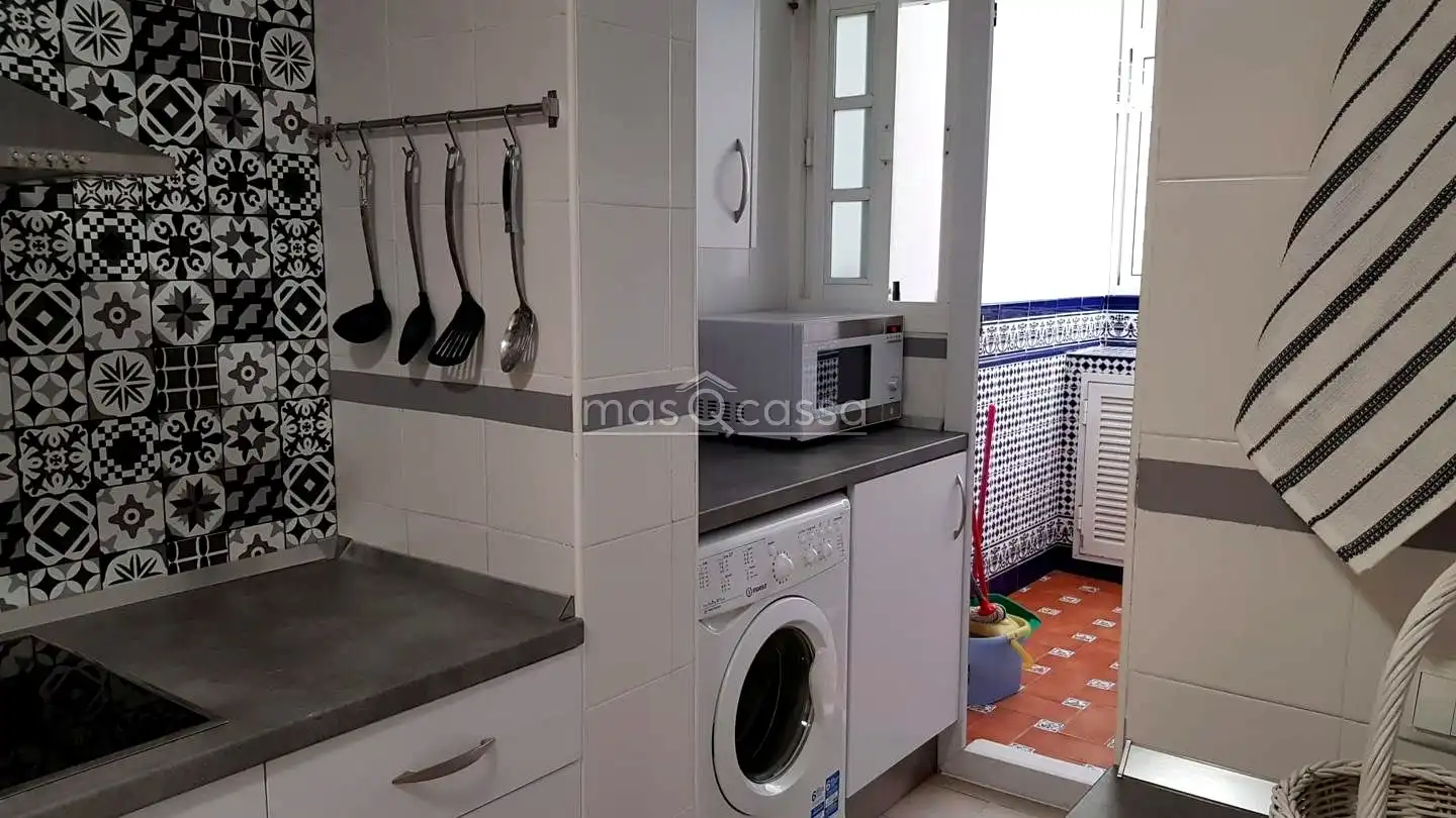 Cocina de Piso de alquiler en La Línea de la Concepción con Amueblado