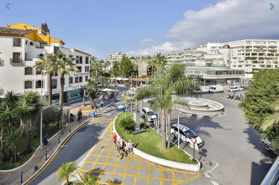 Apartament amb piscina en venda a Nueva Andalucía, imagen 3