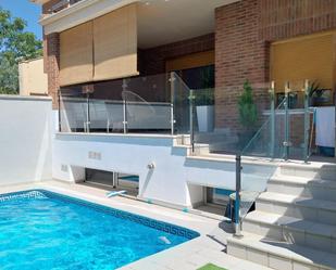 Piscina de Casa adosada en venda en  Albacete Capital amb Aire condicionat, Calefacció i Jardí privat