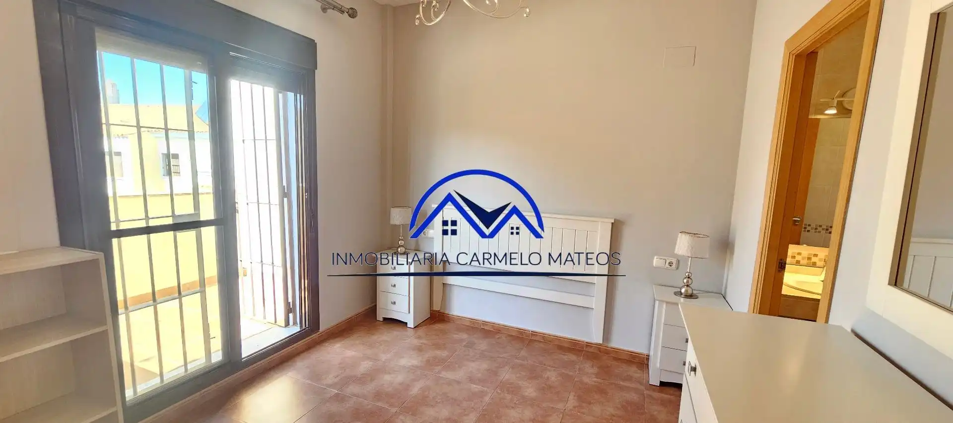 Dúplex en venta en Sanlúcar de Barrameda con Aire acondicionado y Piscina