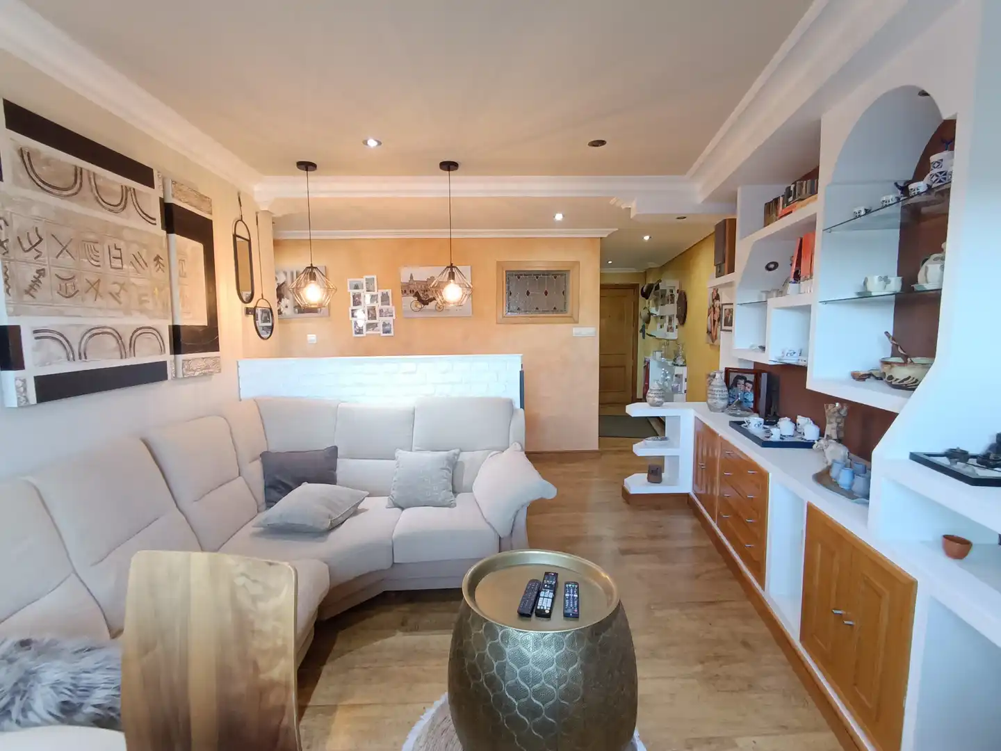 Wohnzimmer von Wohnung zur Miete in Pontevedra Capital  mit Heizung, Möbliert und Ofen