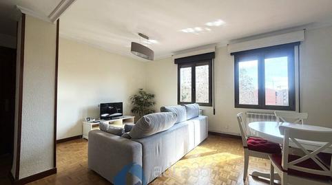 Photo 3 of Flat for rent in Avenida de Colón, Residencia,  Logroño