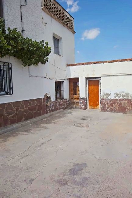 Exterior view of Single-family semi-detached for sale in Épila