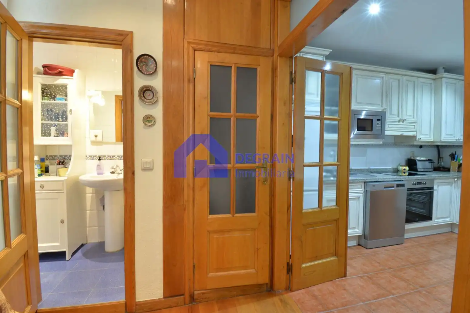 Piso en venta en Oviedo  con Parquet, Terraza y Trastero