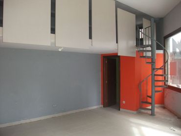 Locale commerciale in vendita a Centro Urbano