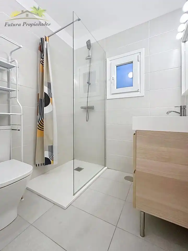 Bathroom of Flat for sale in Centro - La Vega Alta