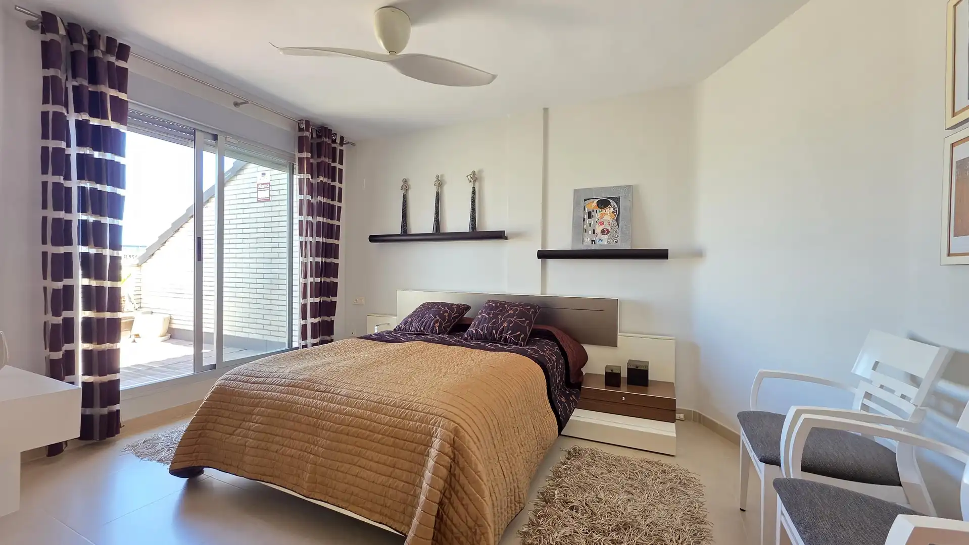 Habitación de Ático en venta en Gandia con Aire acondicionado, Calefacción y Terraza