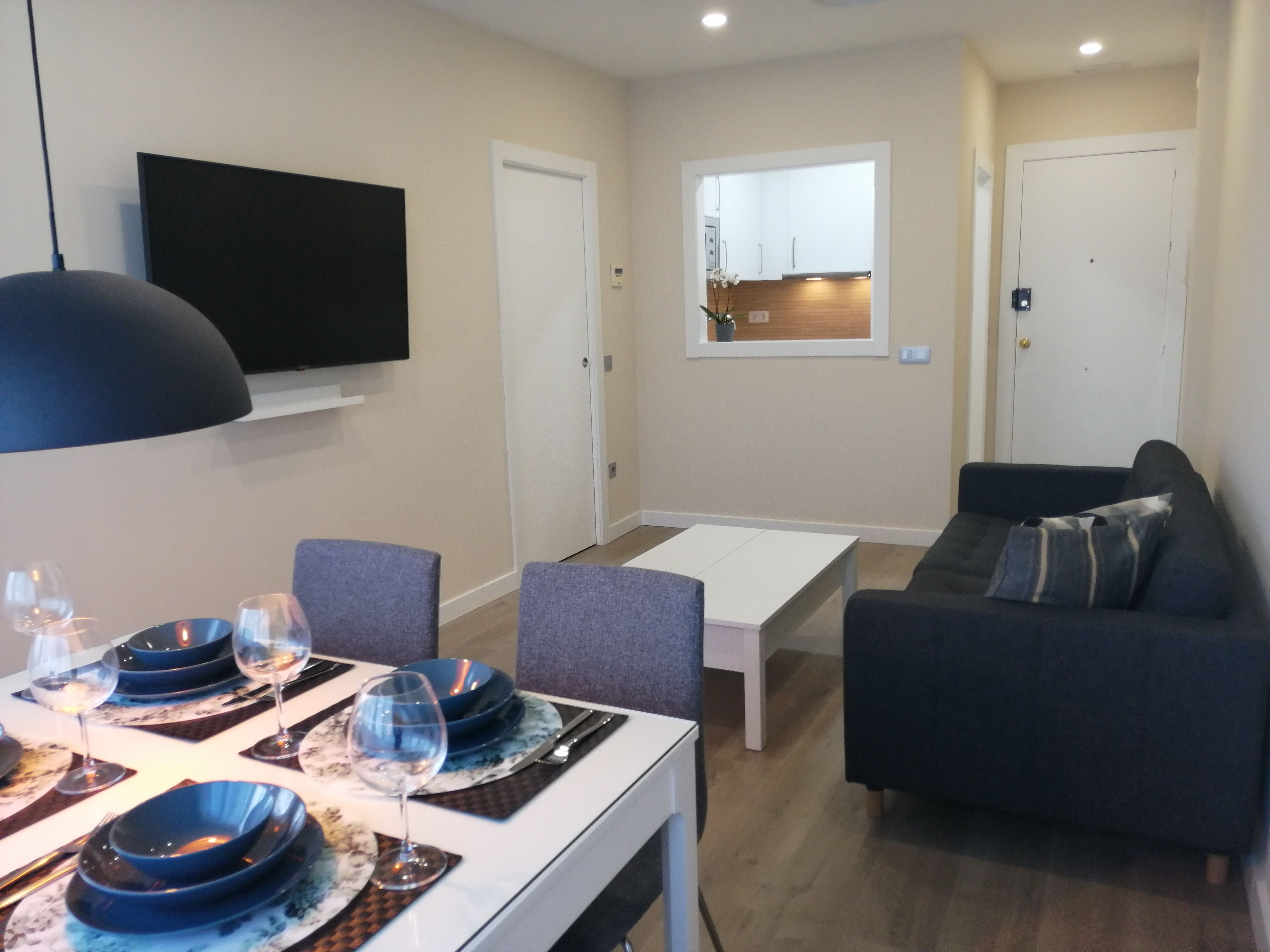 Apartament de lloguer a Calle Administrador Gutierrez Anaya, Parque Alcosa