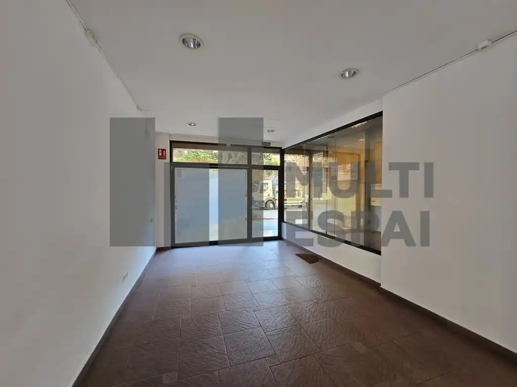 Business premises to rent in Carrer del Consell de Cent, imagen 4
