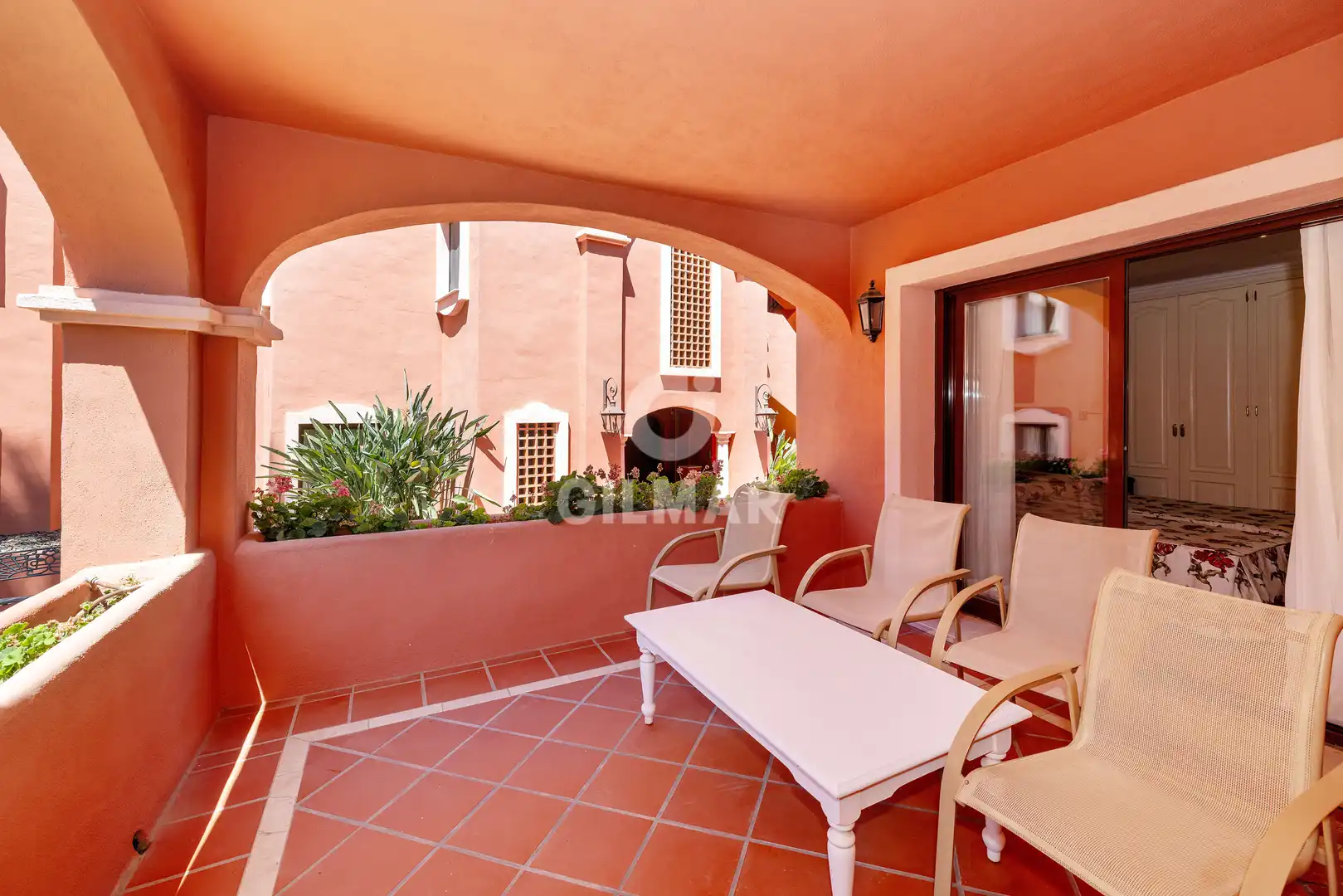 Vista exterior de Apartament en venda en Marbella amb Calefacció, Traster i Piscina