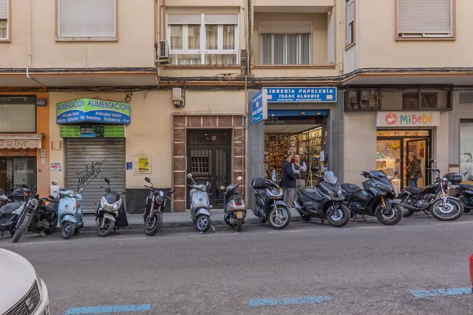 Vista exterior de Piso en venta en Granada