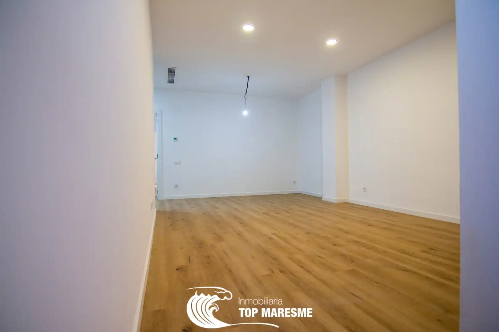 Planta baja en venta en Canovelles con Aire acondicionado, Calefacción y Terraza