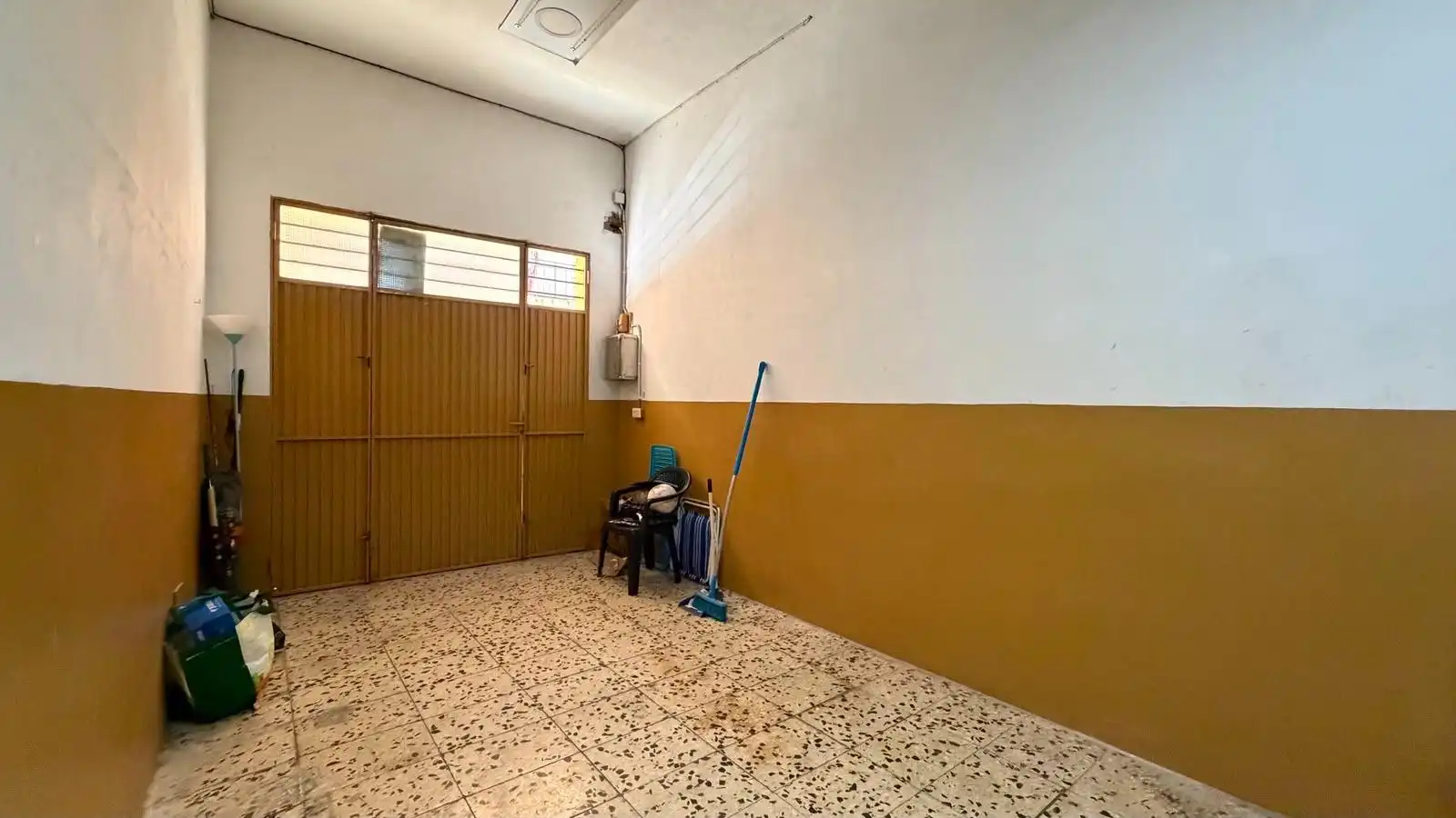 Garage for sale in Carlet