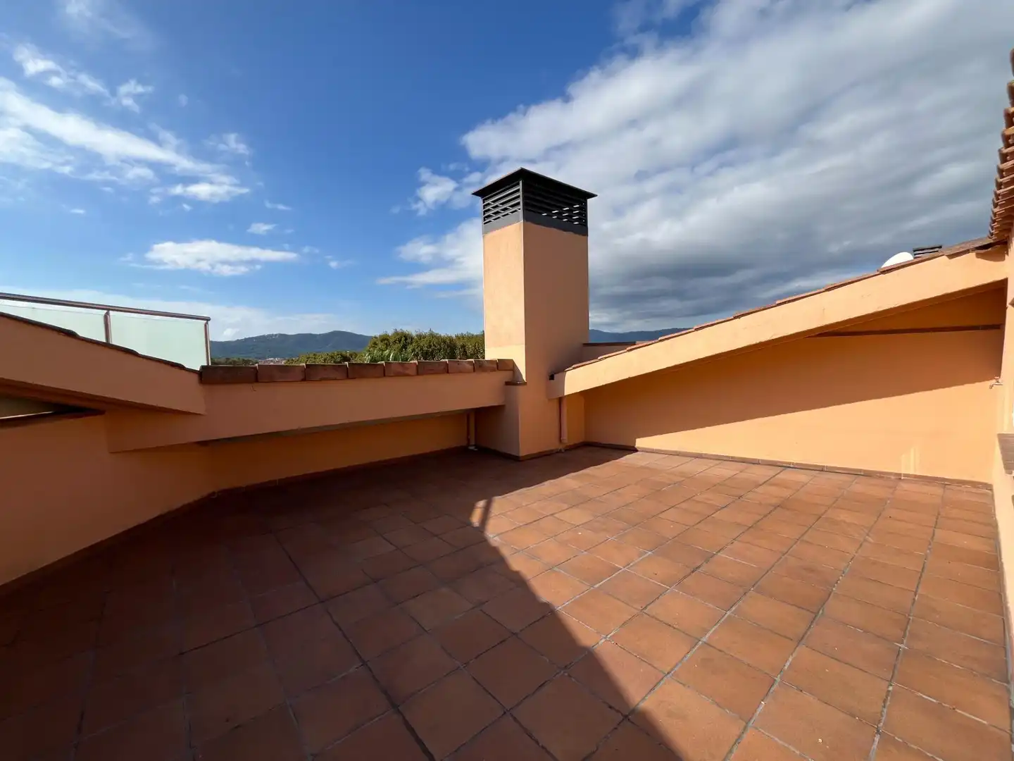 Terraza de Dúplex en venta en Tordera con Balcón y Alarma