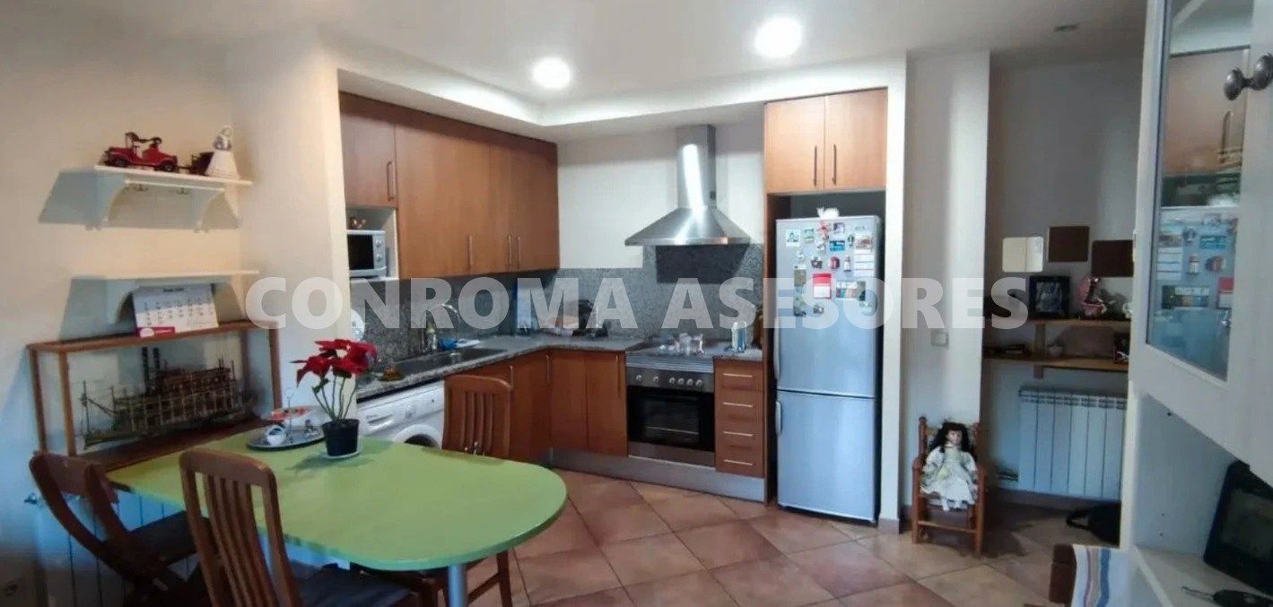 Cuina de Pis en venda en Sant Hilari Sacalm amb Aire condicionat, Calefacció i Balcó