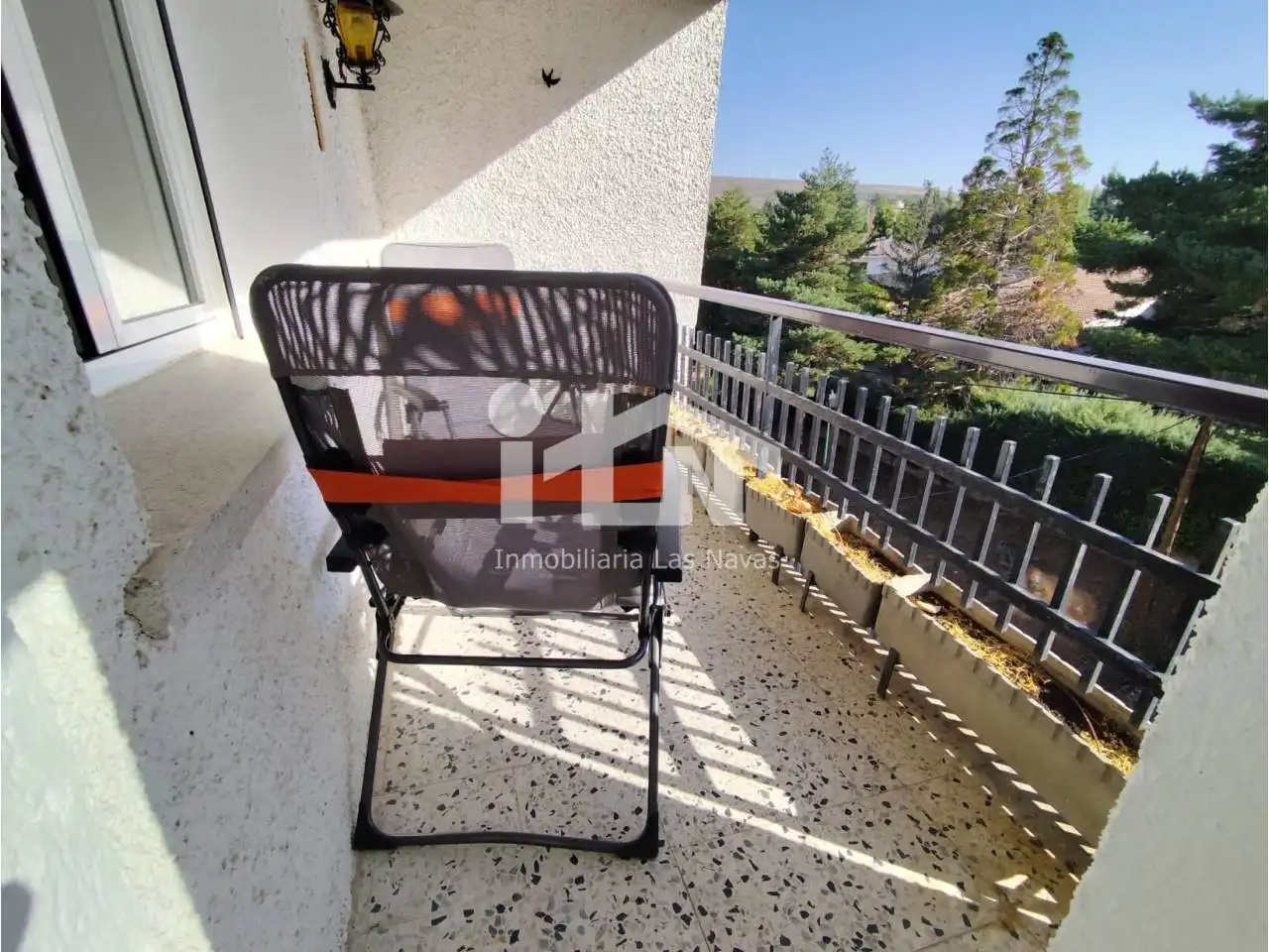 Balcony of Flat for sale in Las Navas del Marqués   with Heating, Terrace and Storage room