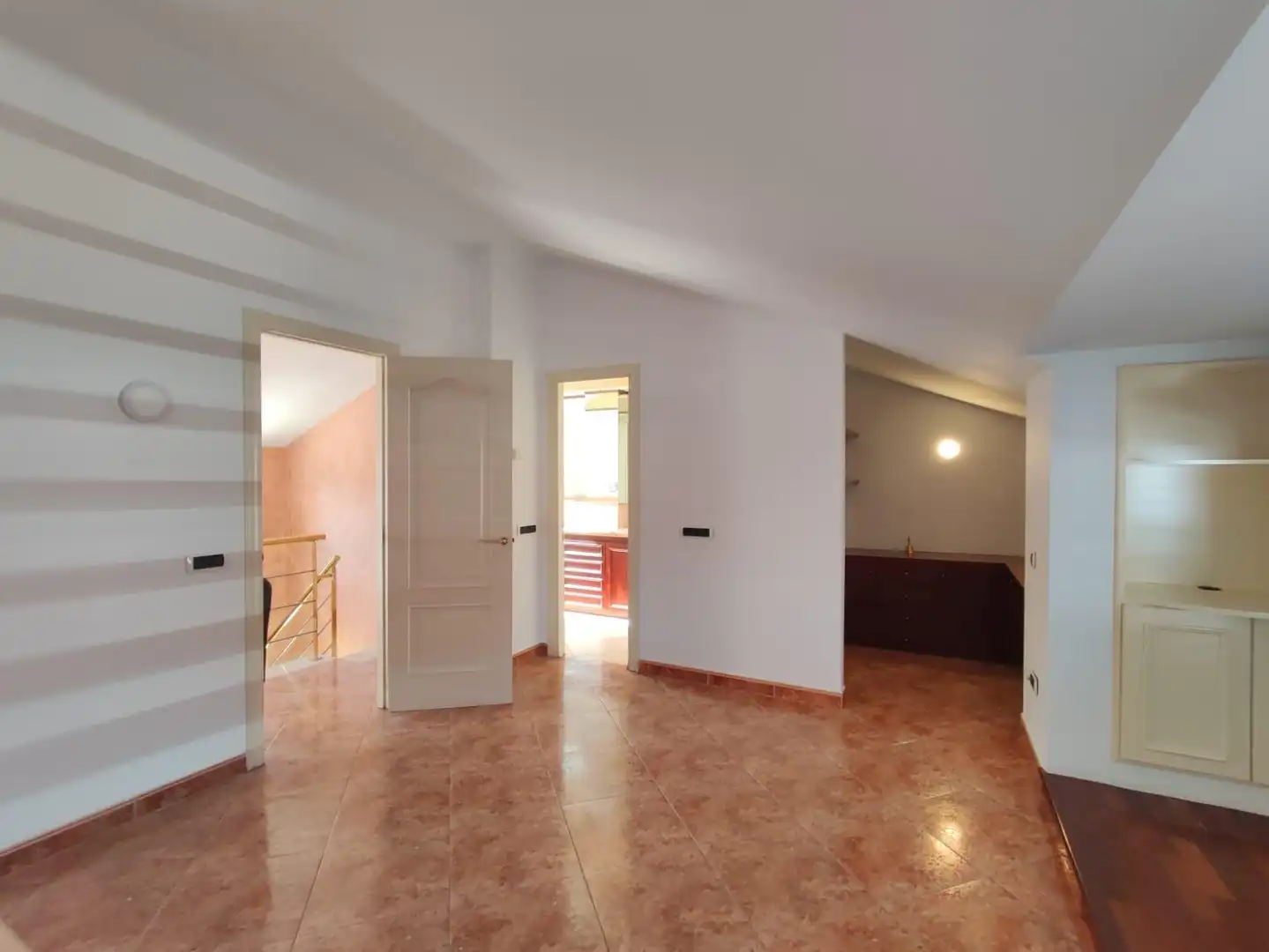 Dúplex de alquiler en Manresa con Calefacción, Terraza y Trastero