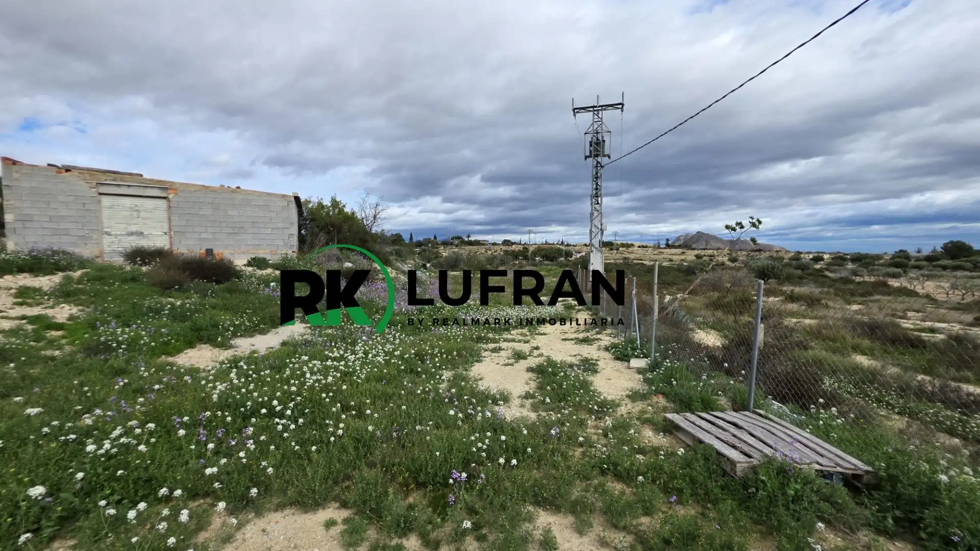 Casa o chalet en venta en Alicante / Alacant con Jardín privado y Piscina