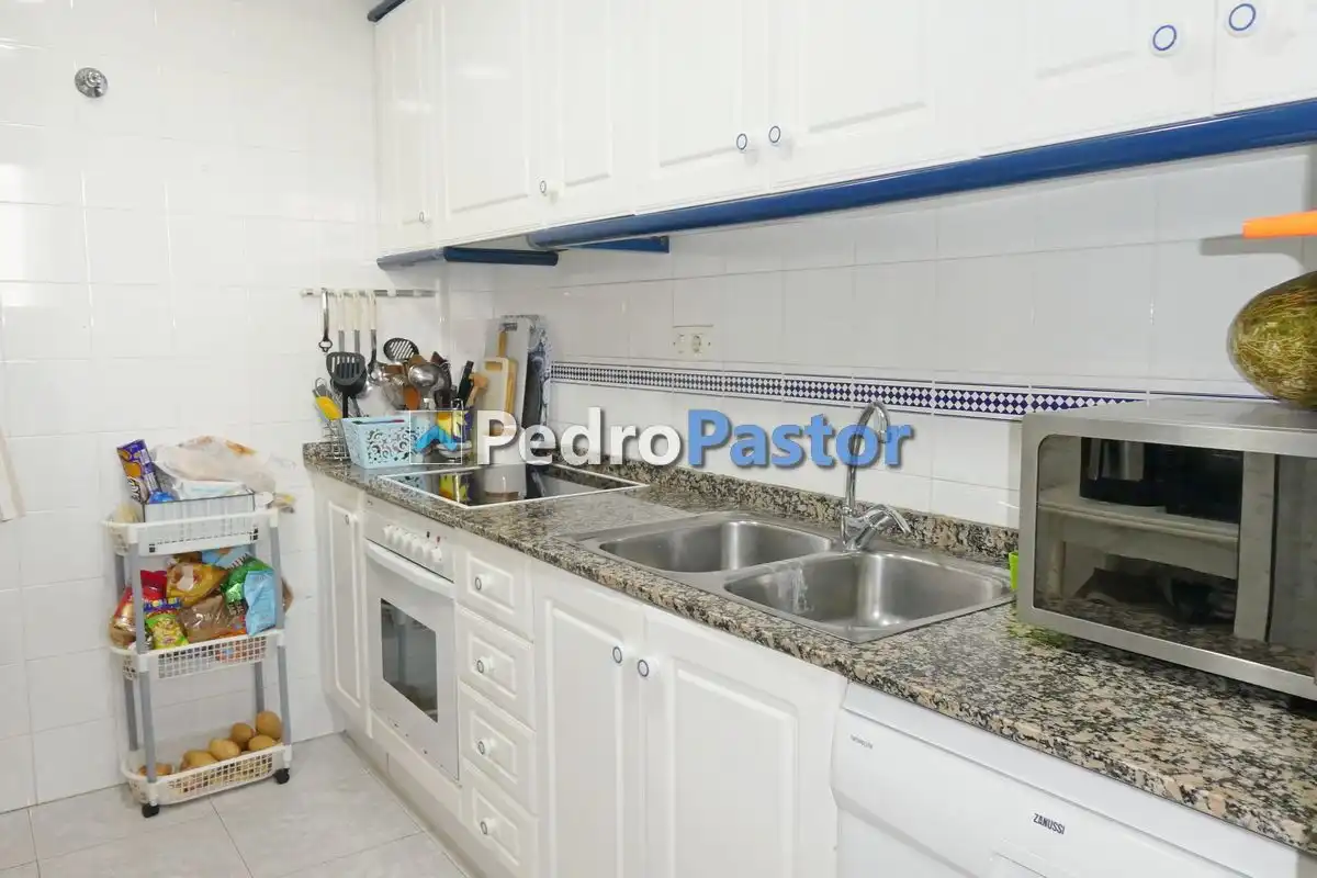 Kitchen of Apartments for sale in Dénia  with Air Conditioner, Heating and Private garden