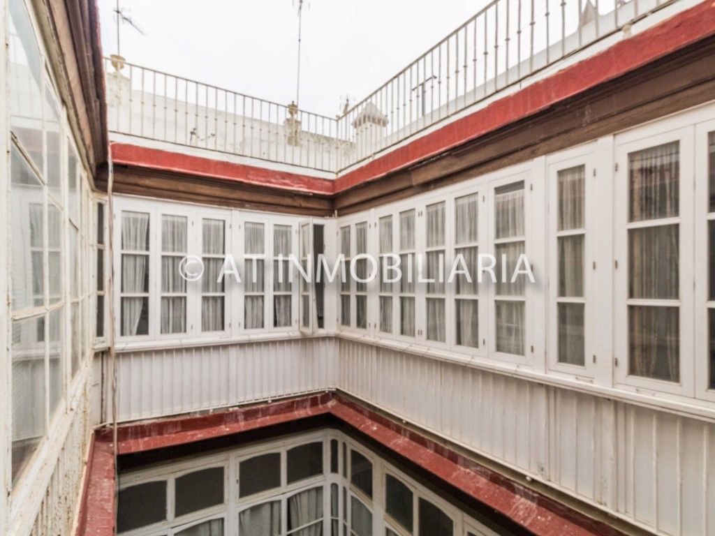 Terrassa de Pis en venda en  Cádiz Capital