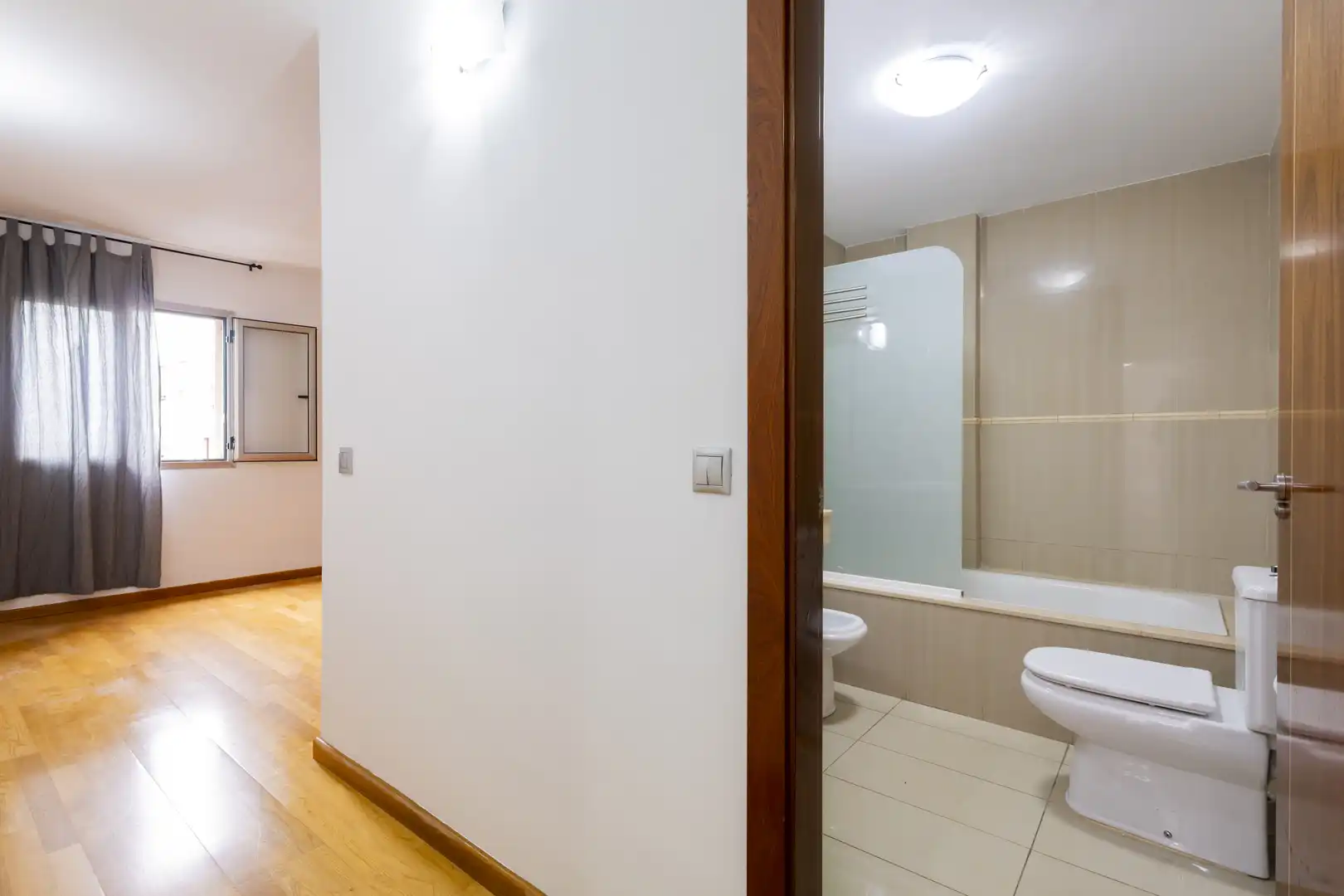 Baño de Ático de alquiler en San Cristóbal de la Laguna con Terraza, Trastero y Balcón