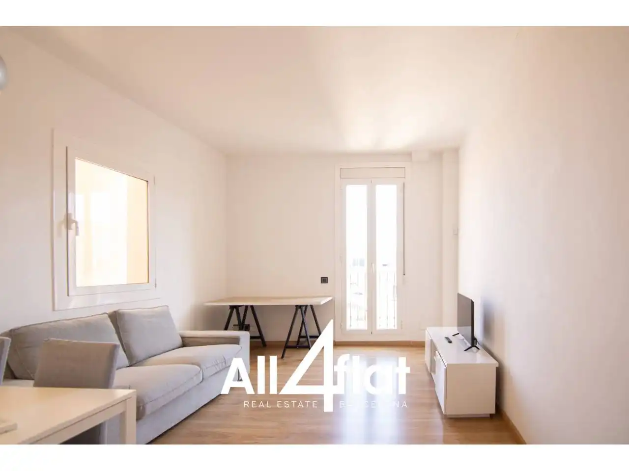 Flat with terrace for sale in Calle Agustí Vell