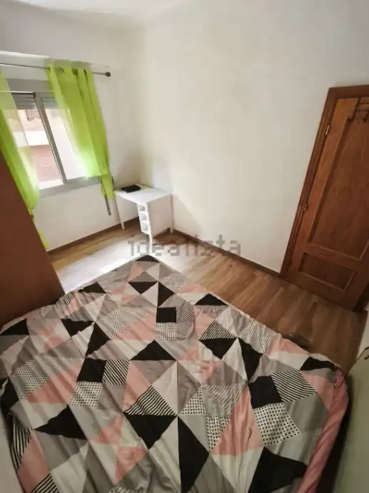 Habitación de Piso de alquiler en Godella con Amueblado, Horno y Lavadora