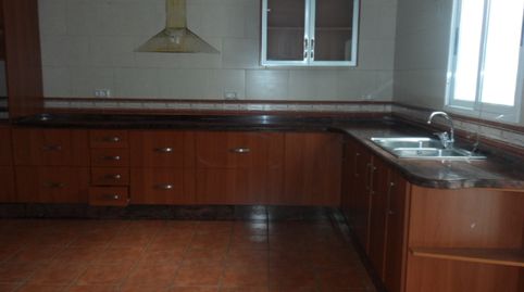 Foto 3 de Casa adosada en venta en Barrio San Francisco de Asís , San Francisco, Villena
