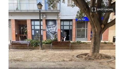 Foto 2 de Habitació a Sant Llorenç - Zona Alfahuir, Valencia Capital