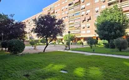 Vista exterior de Pis en venda en Alcorcón amb Terrassa