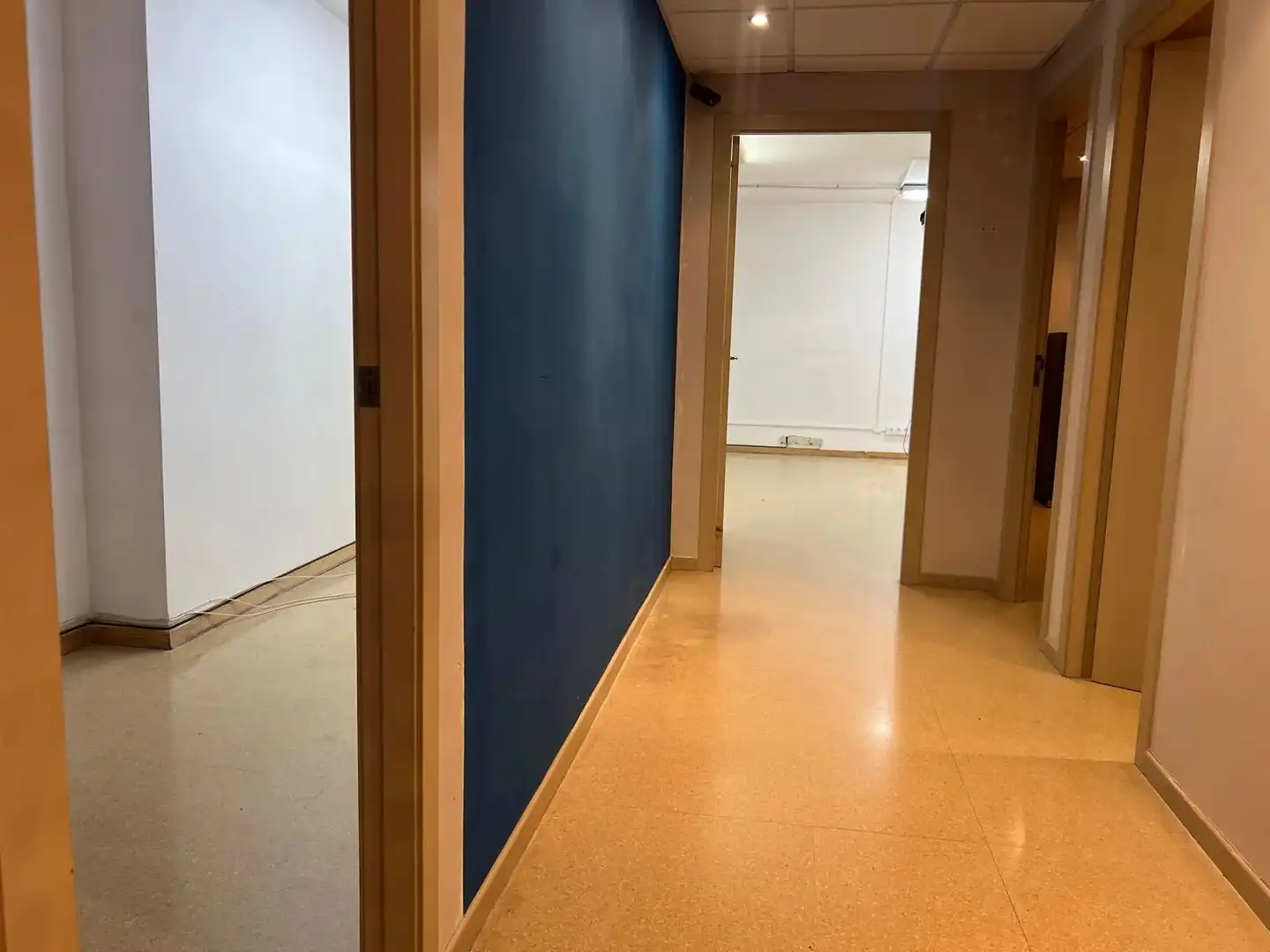 Commercial properties for rent in Mataró  with Air Conditioner