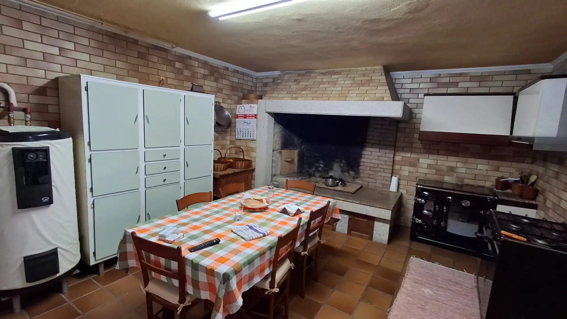 Cocina de Casa o chalet en venta en A Pobra do Caramiñal con Aire acondicionado, Calefacción y Jardín privado