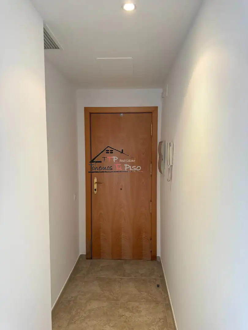 Dachboden zum Verkauf in Benicarló mit Klimaanlage, Terrasse und Balkon
