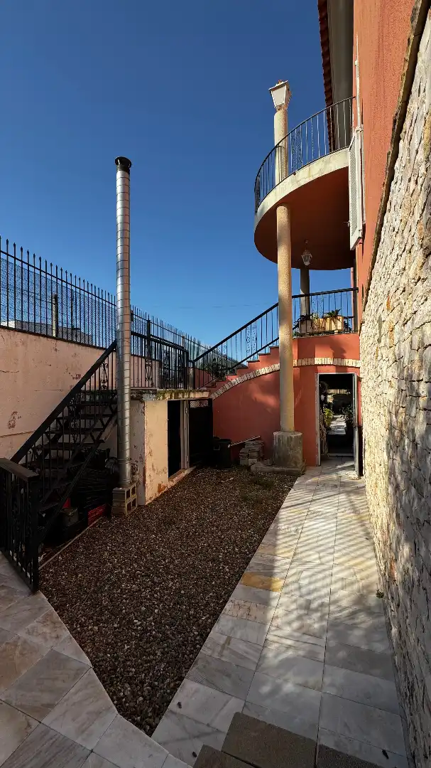 Vista exterior de Casa o xalet en venda en Torredembarra amb Aire condicionat, Calefacció i Jardí privat