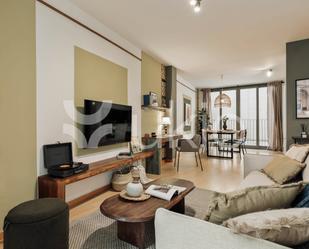 Sala d'estar de Apartament de lloguer en  Barcelona Capital amb Aire condicionat, Calefacció i Moblat