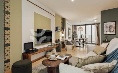 Sala d'estar de Apartament de lloguer en  Barcelona Capital amb Aire condicionat, Calefacció i Moblat