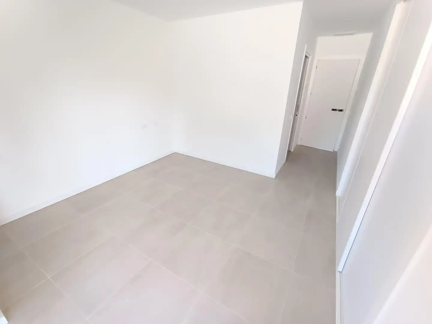 Wohnung zum Verkauf in Murcia mit Privatgarten, Terrasse und Abstellraum